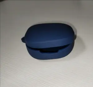 Чехол на наушники QCY T13