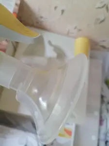 Молокоотсос Medela Harmony