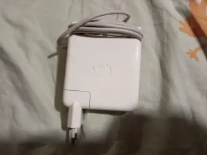 Зарядка APPLE и остальное.