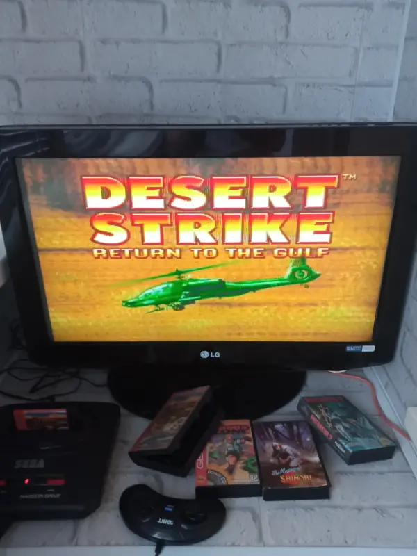 Игровая приставка Сега Магистр 16 бит