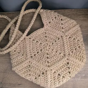 Сумка вязаная из джута