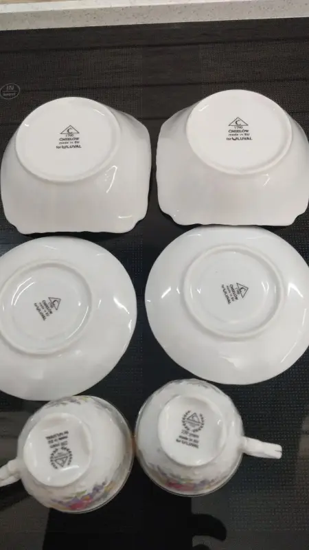 Польский фарфор: 2 чайные пары + 2 салатника