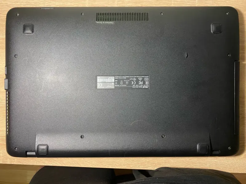 Ноутбук 8gb ddr4/ssd +hdd 500gb