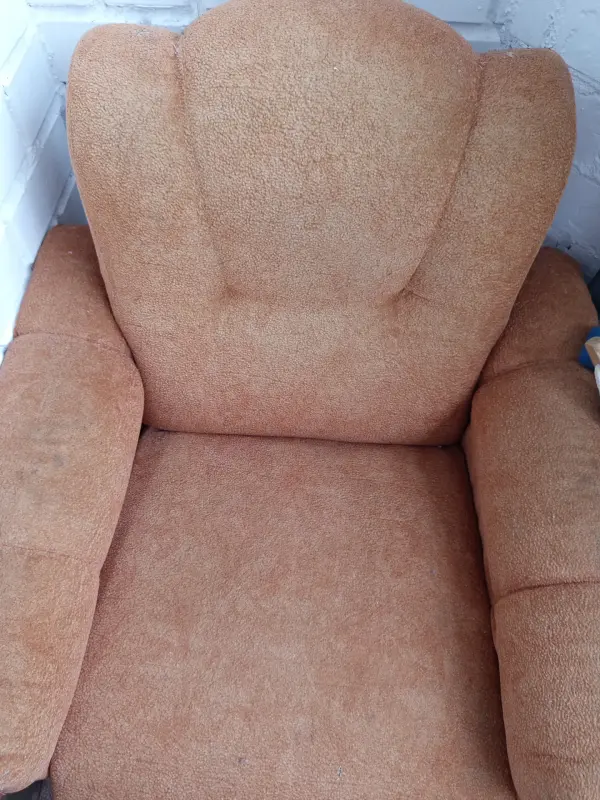 Кресла мягкие 2 шт б/у