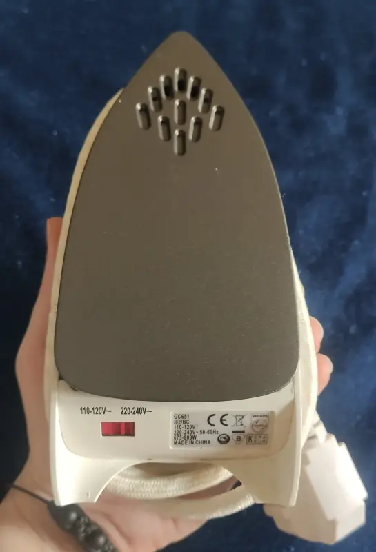 Продаю 3 утюга, выбирайте) цена с самого дешевого