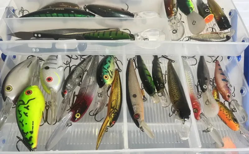 воблеры + ящик + коробки + мелочёвка - обмен