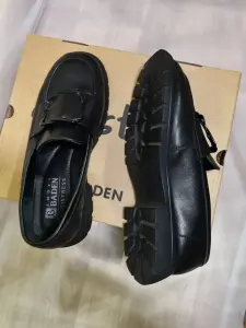 Лоферы женские