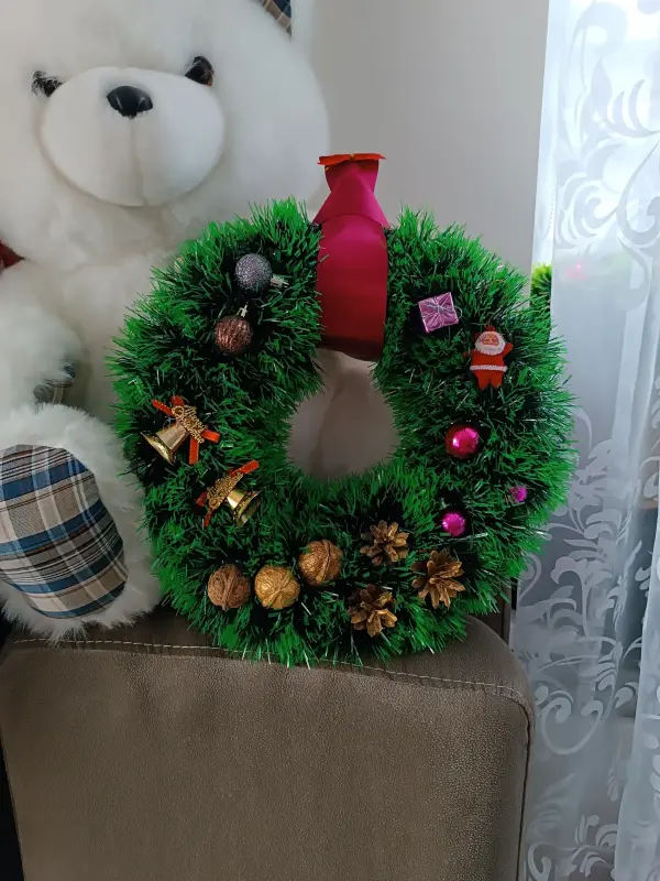 Венок рождественский ручной работы