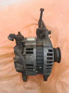 Генератор Kia Clarus 12v90a