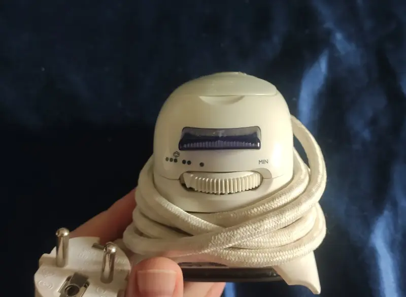 Продаю 3 утюга, выбирайте) цена с самого дешевого