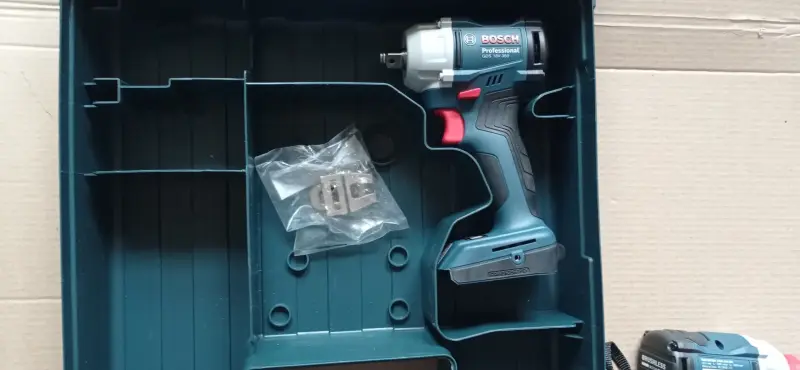 Гайковерт Bosch GDS 18V-350 (без АКБ)