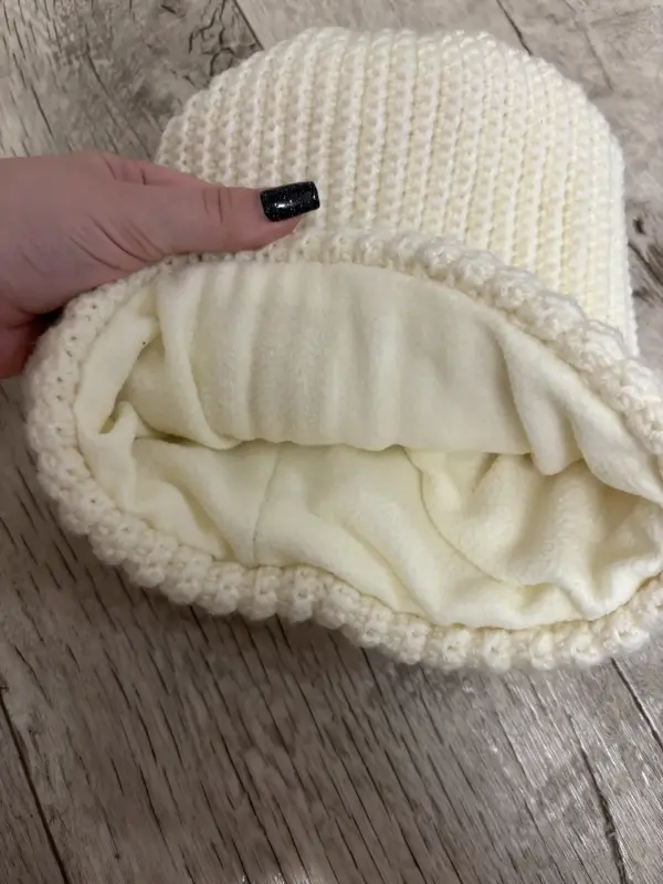 шапка ручной работы новая