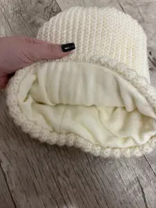 шапка ручной работы новая