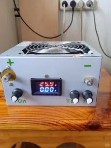 Лабораторный блок питания.