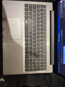 Ноутбук Lenovo 20 gb ddr4/i3 10th/mx330/750gb m2