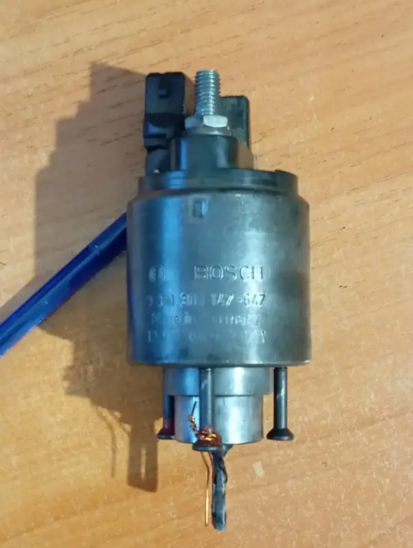 Втягивающее реле стартера BOSCH (Оригинал)
