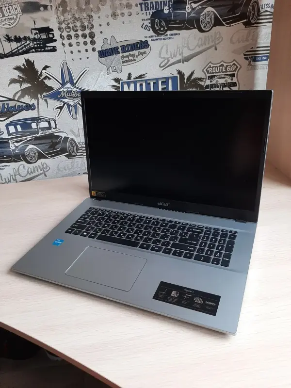 Продам ноутбук Acer Aspire 3 A317-54-388R
