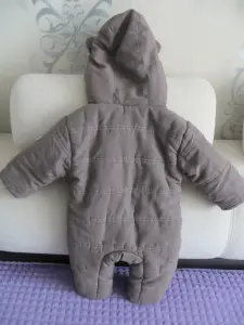 Очень тёпленький деми комбез р.68 (на сейчас)