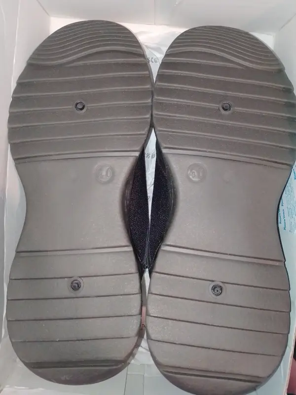 Модные кроссовки