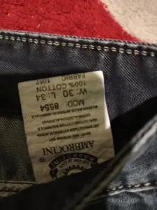 Джинсы мужские