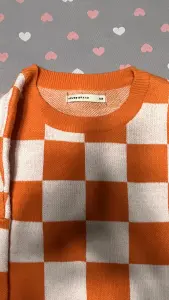 Кофта женская вязаная укороченная