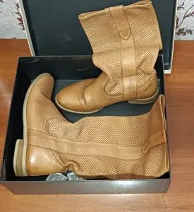 Сапоги женские, р-р 36, пр-во Италия, б/у