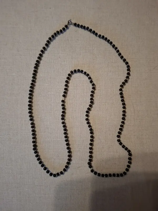 Бусы бижутерия 6 шт.