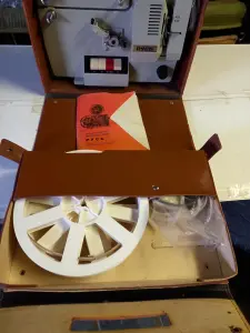 Кинопроектор любительский Русь