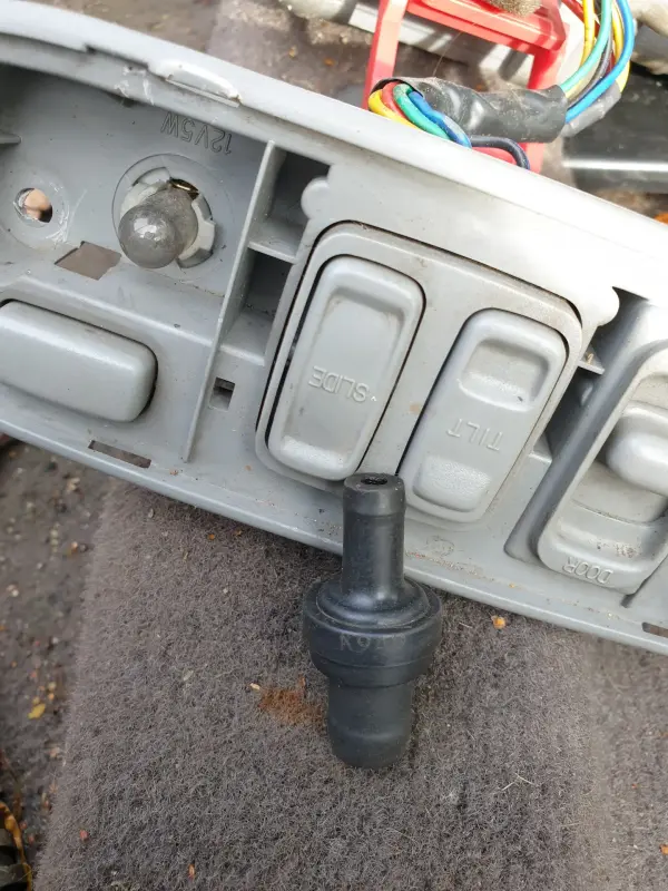 Клапан вентиляции картерных газов Kia Clarus