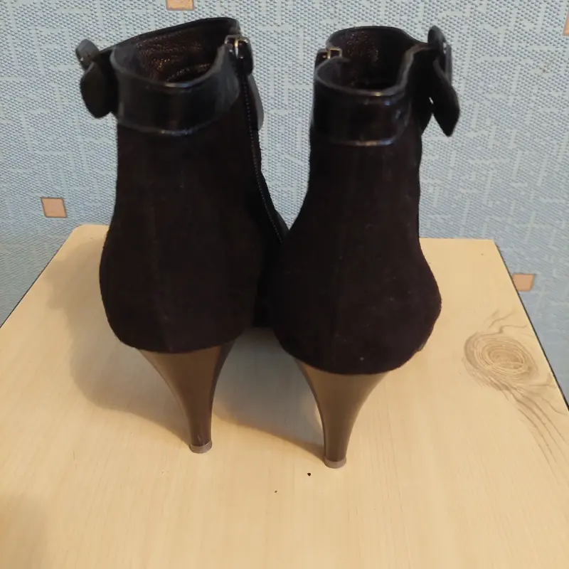 Ботильоны замшевые бу