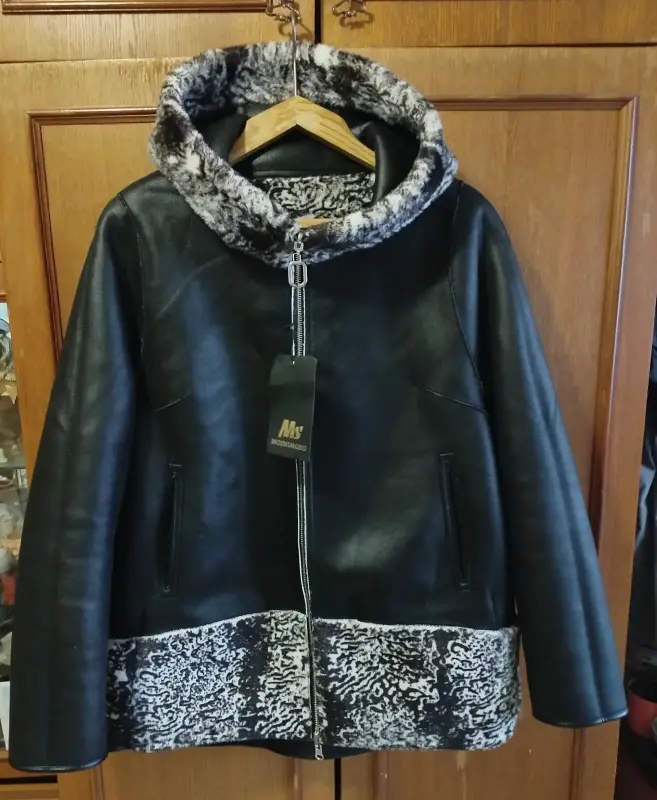 Женская дублёнка