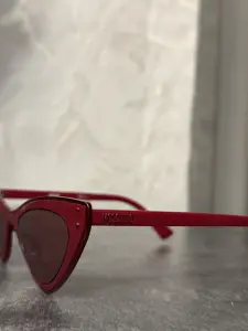 Очки moschino