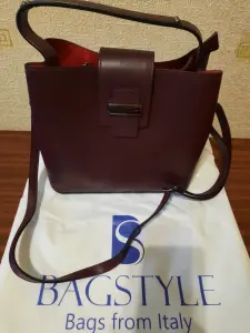 Сумка кажанная