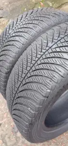 Зимние шины GOODYEAR 205/55 R16 2шт.