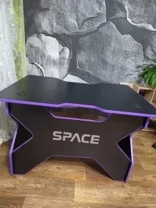 Стол компьютерный