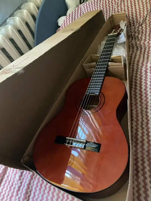 Гитара акустическая