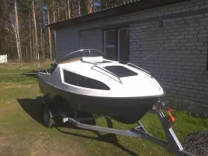 Катер Меридиан М-425К (каюта)