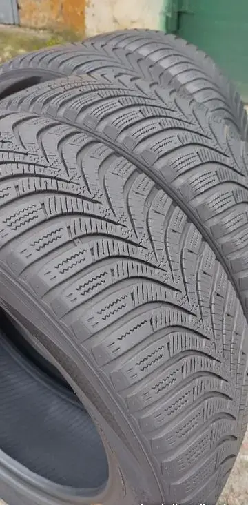 Зимняя резина HANKOOK 205/55 R16 (4 шт.)