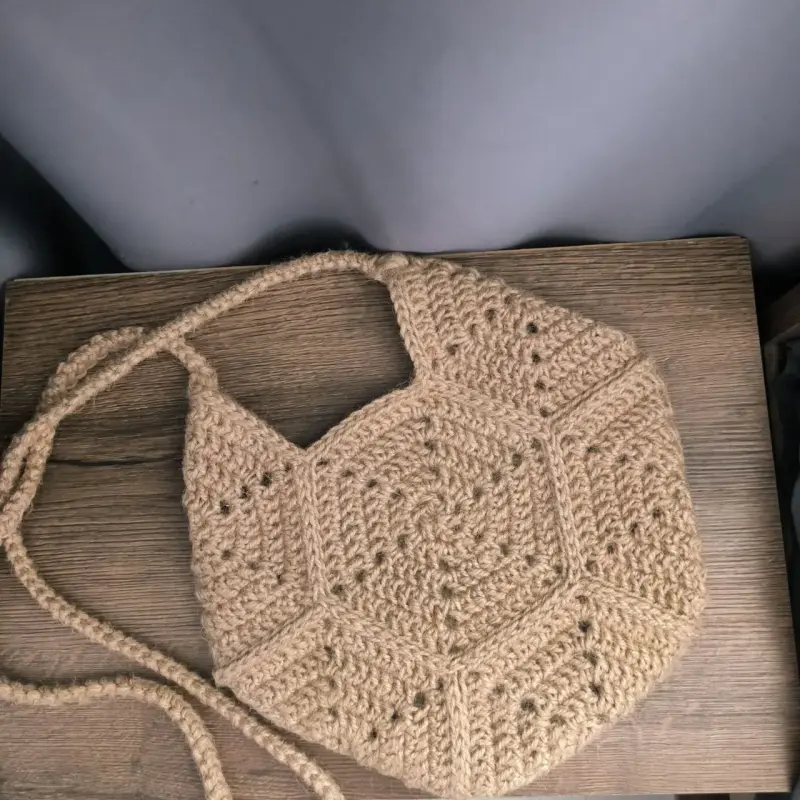 Сумка вязаная из джута