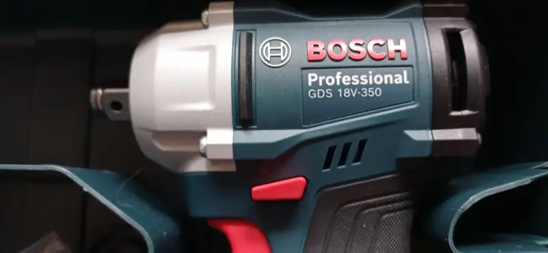 Гайковерт Bosch GDS 18V-350 (без АКБ)