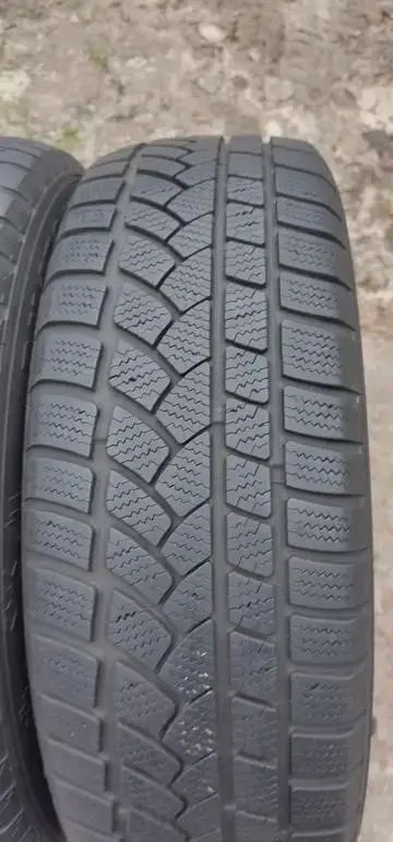 Шины зимние 195/65 R15 (2 шт.)
