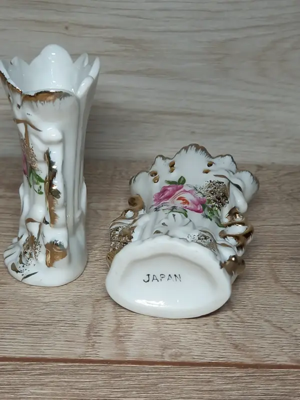 Миниатюрная вазочка