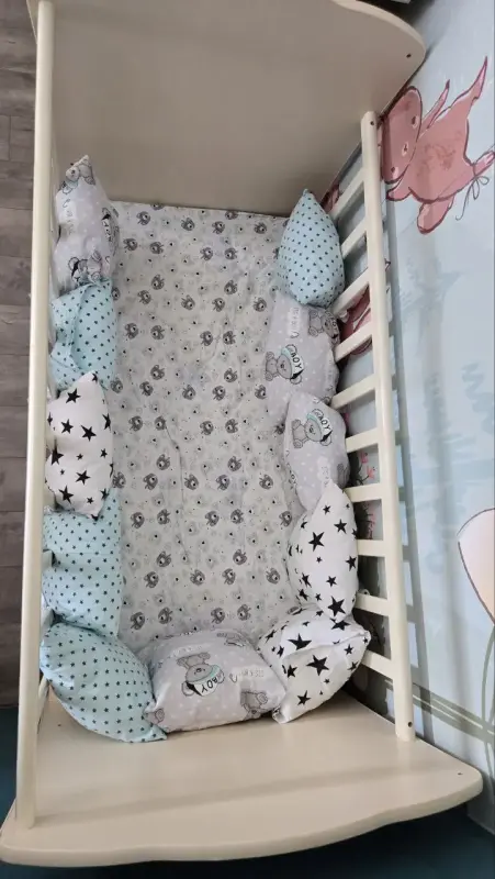 Кроватка для новорожденного