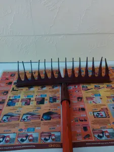 Грабли с черенком