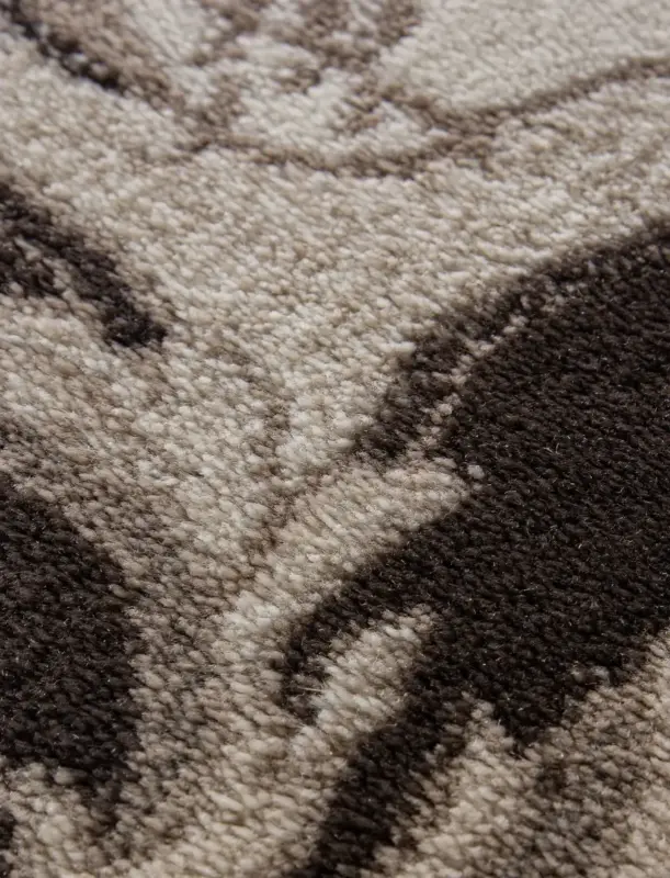 Новый ковёр ,не использовался.Размер 200х300.