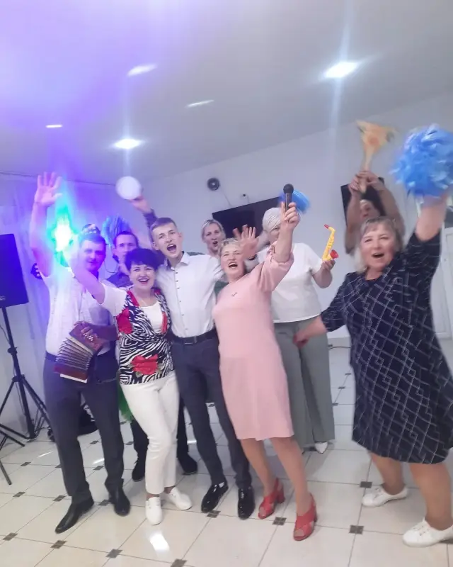 Ведущая мероприятий свадьба, юбилей, крестины