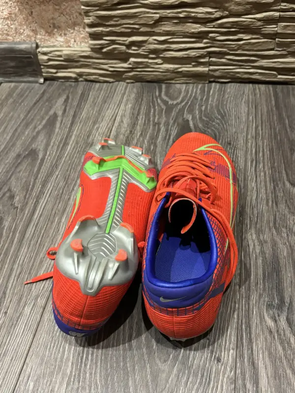 Бутсы Nike mercurial