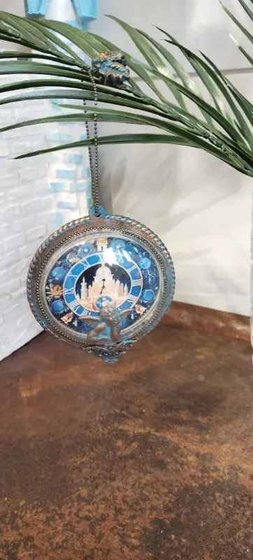 Новогодние игрушки