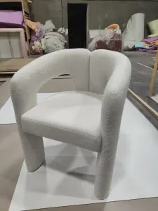 Стул мягкий