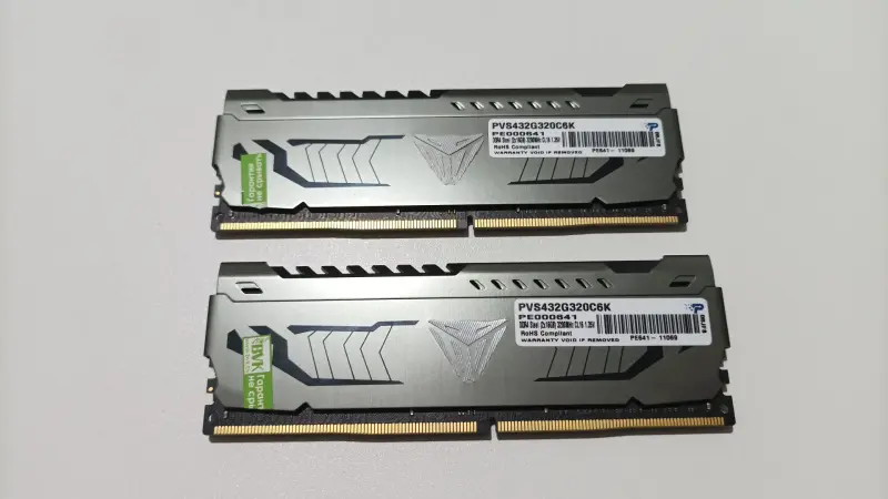 Оперативная память Patriot Viper Steel 2x16GB DDR4 PC4-25600 (PVS432G320C6K)